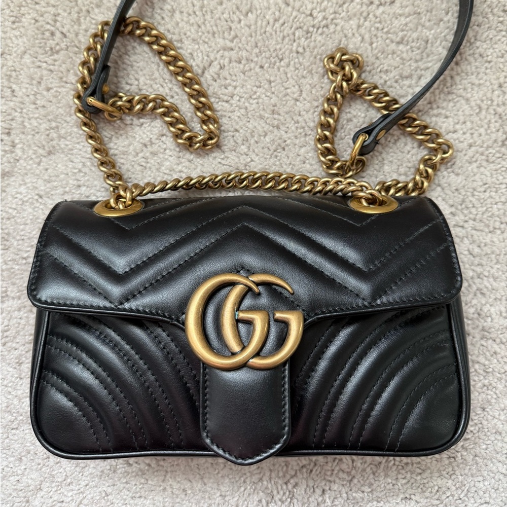 Calfskin Matelasse Mini GG Marmont Shoulder Bag Black